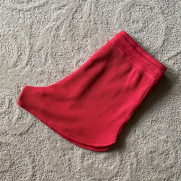 WORN ONCE Tna | Melrose Waffle Short Hibiscus Red - Picture 3 of 15